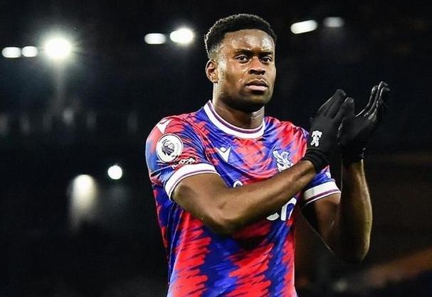 2场冷门！英超黑马无缘前八，意甲德甲垫底双雄，强势闯进下一轮