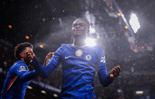 TA：因格10报销埃弗顿想租边锋乔治，切尔西态度已经有软化