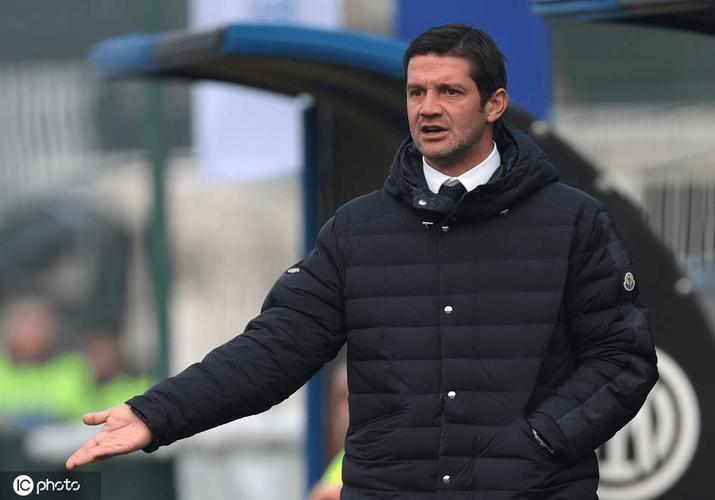 意甲官方：国际米兰主帅齐沃当选意甲1月最佳主教练