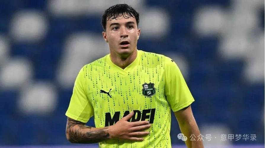 官方：科莫前锋库特罗内租借加盟蒙扎；条件达标强制买断