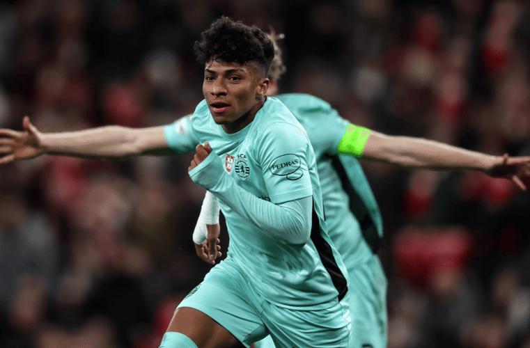 那不勒斯目标先租后买阿利松-桑托斯；斯特林/苏莱曼纳备选